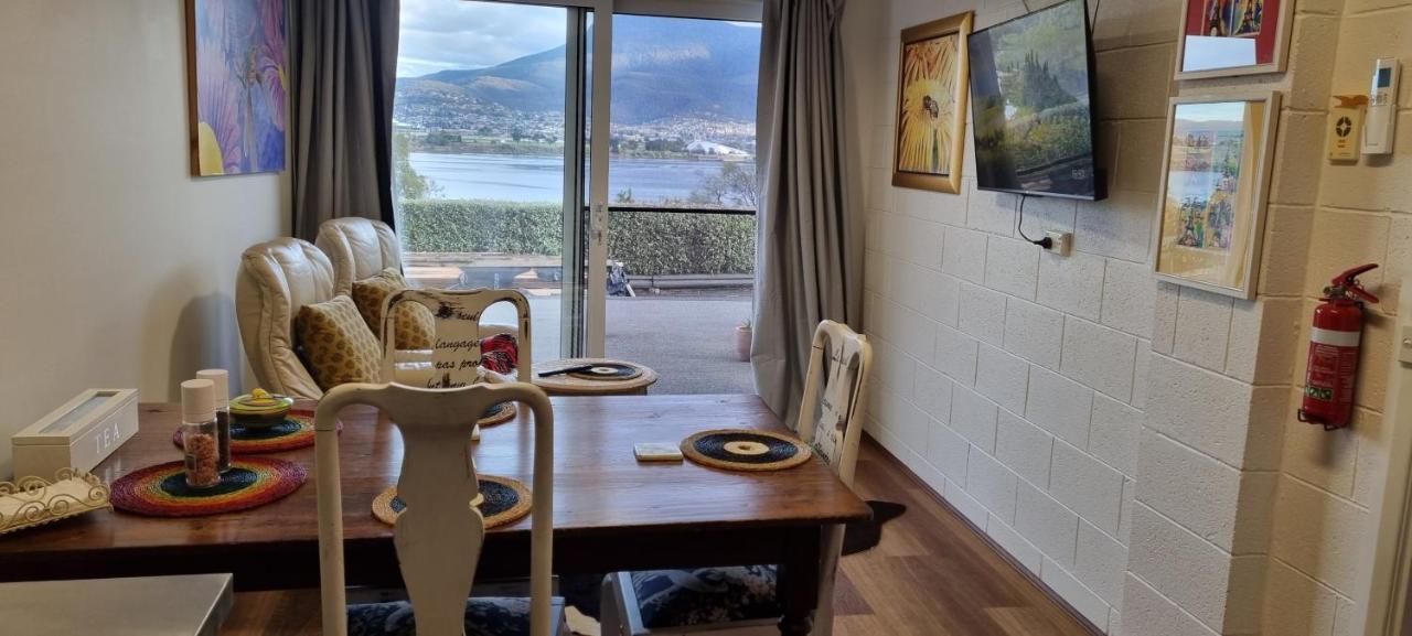 Waterfront Abode - 2 Bedrooms Hobart Eksteriør billede